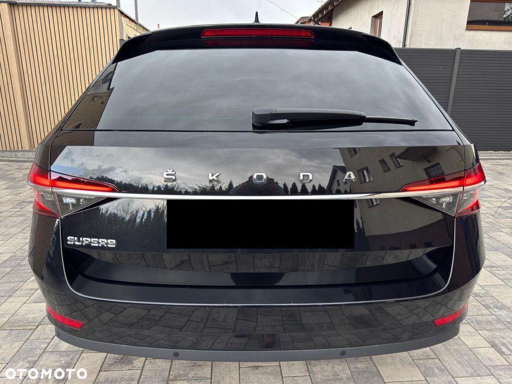 Skoda Superb 2.0 TDI SCR Style DSG - 6