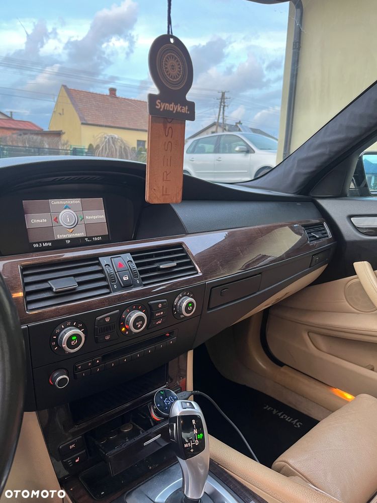 BMW Seria 5 530d - 7