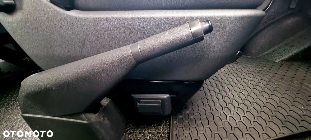 Volkswagen Transporter L1H1 Plus Trendline DSG - 28