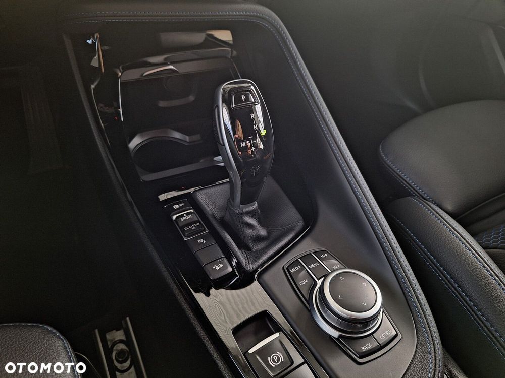 BMW X1 xDrive20i M Sport sport - 25