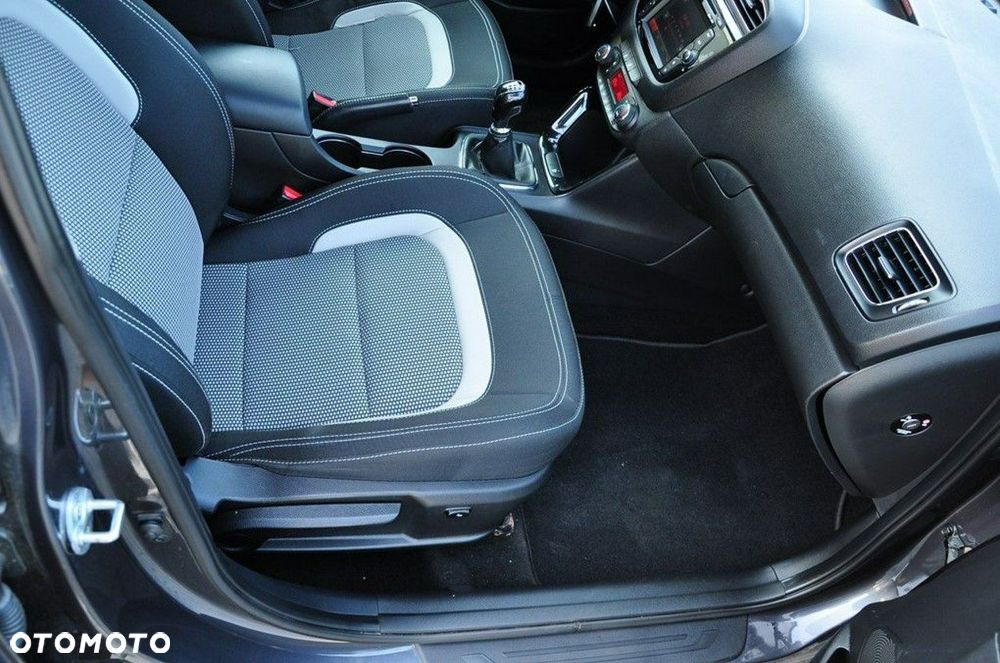 Kia Ceed 1.6 GDI Spirit - 30