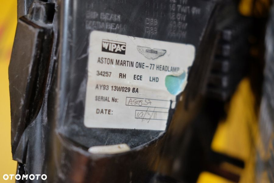 ASTON MARTIN ONE-77 REFLEKTOR LAMPA XENON LED EU - 6