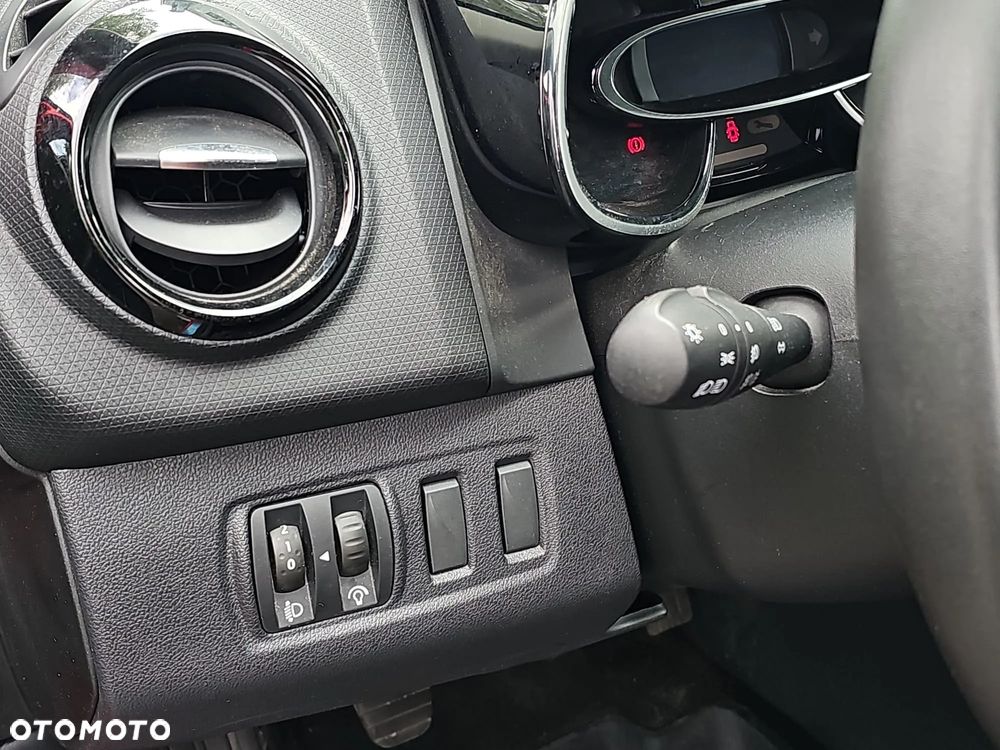 Renault Clio - 8