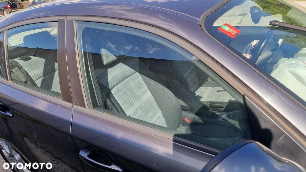 BMW 1 E87 SZYBA DRZWI PRAWY PRZÓD - 1