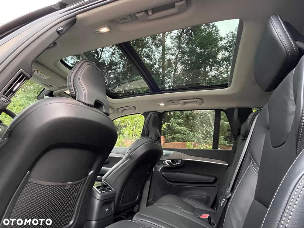Volvo XC 90 T8 AWD Plug-In Hybrid Ultimate Dark 7os - 4
