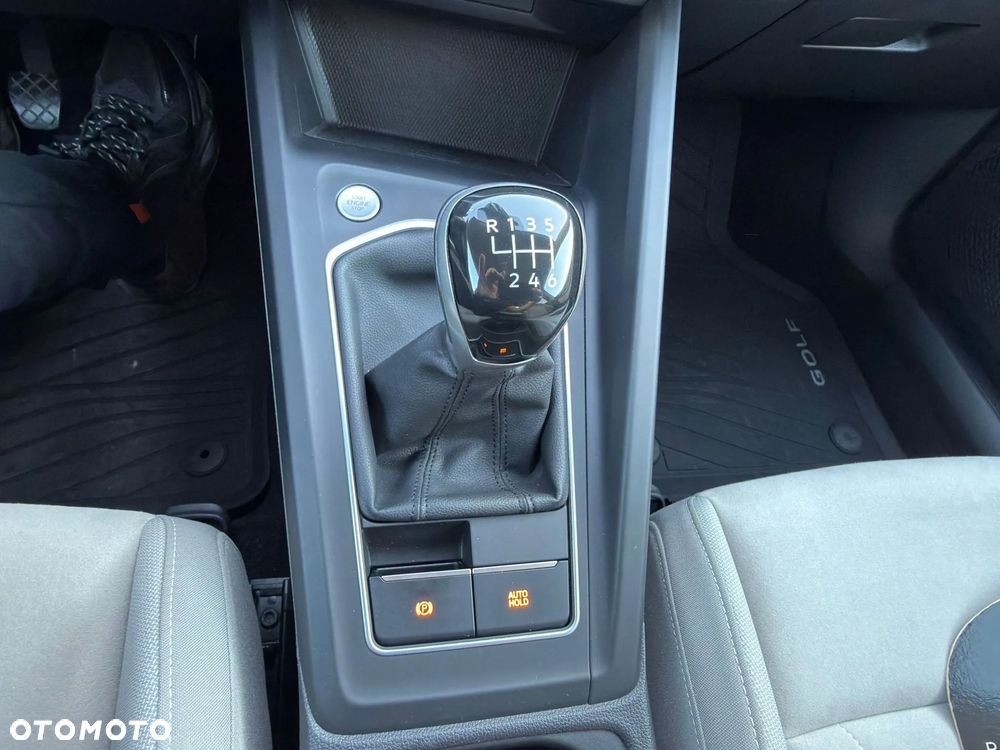 Volkswagen Golf 1.5 TSI EVO Style - 19