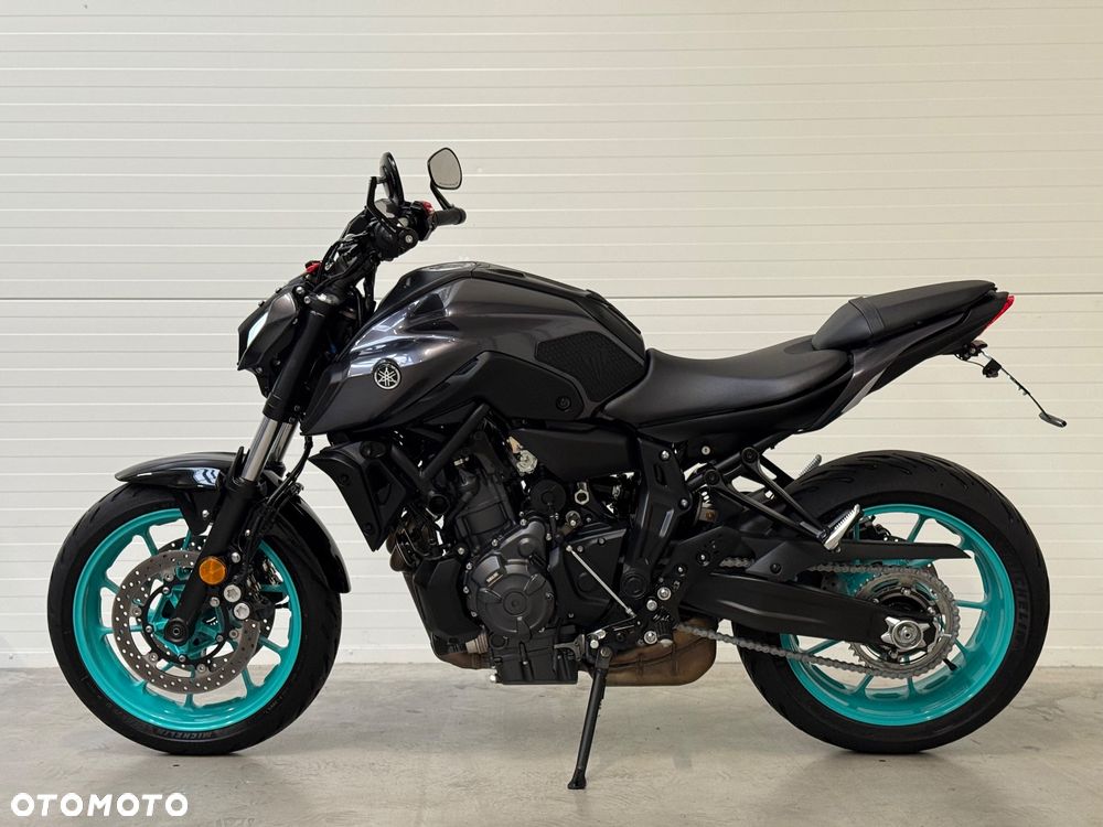 Yamaha MT - 6