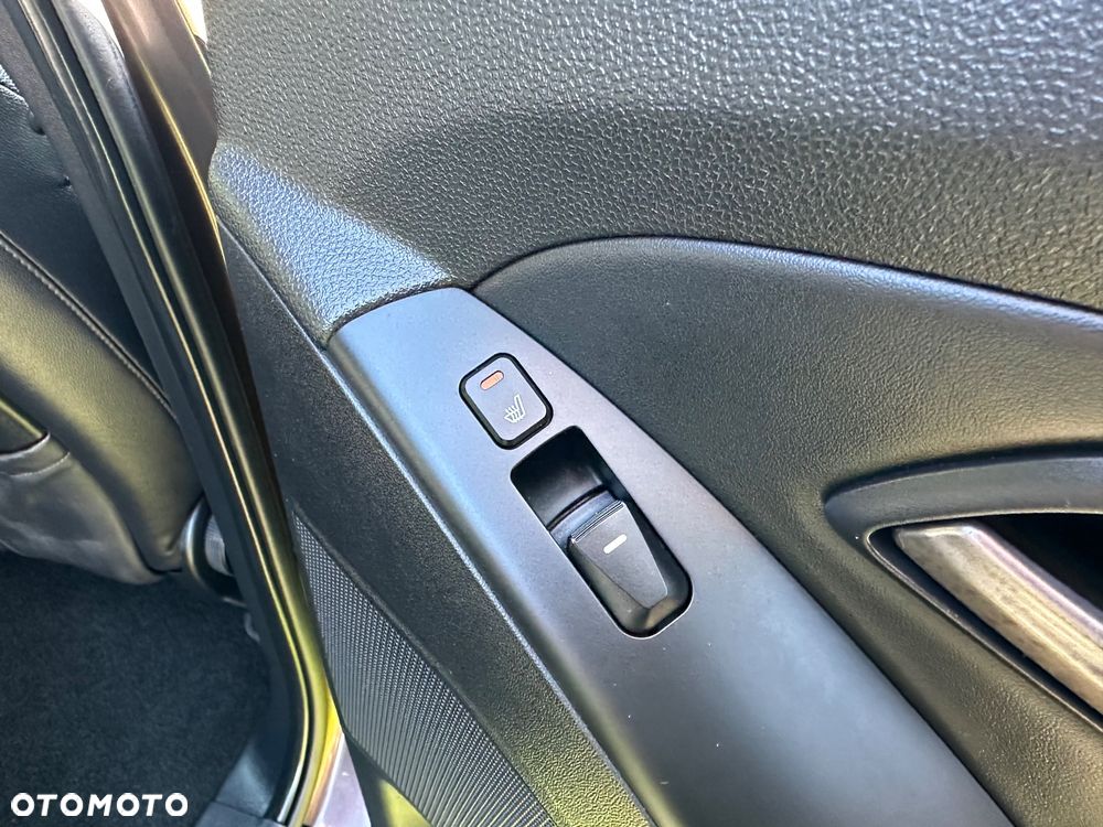 Hyundai ix35 1.6 GDI Premium 2WD - 17