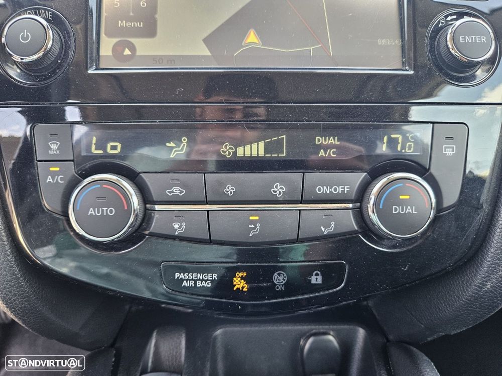 Nissan Qashqai 1.6 dCi N-Connecta 18 RS+PS - 42