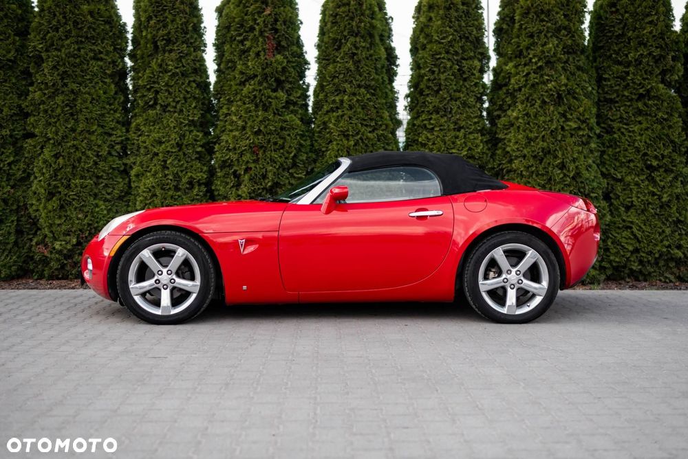 Pontiac Solstice - 8