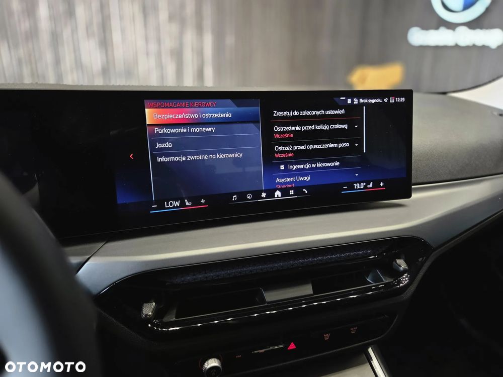BMW Seria 3 318d MHEV - 19