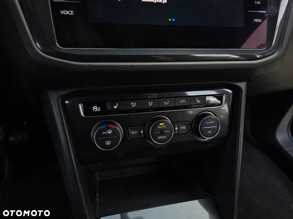Volkswagen Tiguan 2.0 TDI SCR R-Line - 20