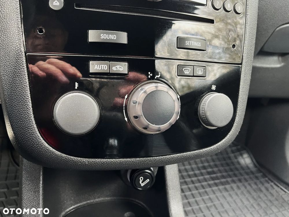 Opel Corsa 1.6 Turbo OPC - 29