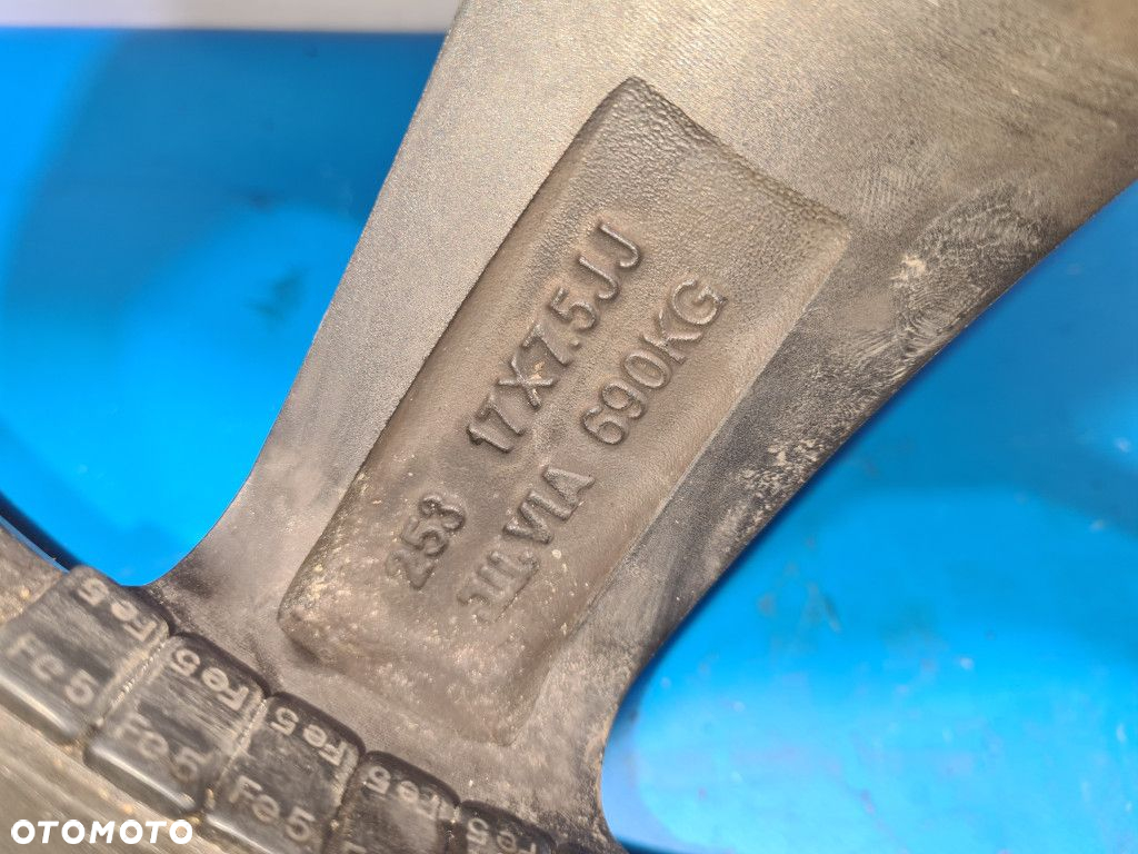 FELGA ALUMINIOWA 5X100 17R - 5