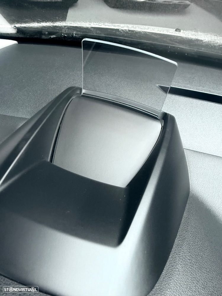 Peugeot 3008 2.0 HDi Hybrid4 99g - 31