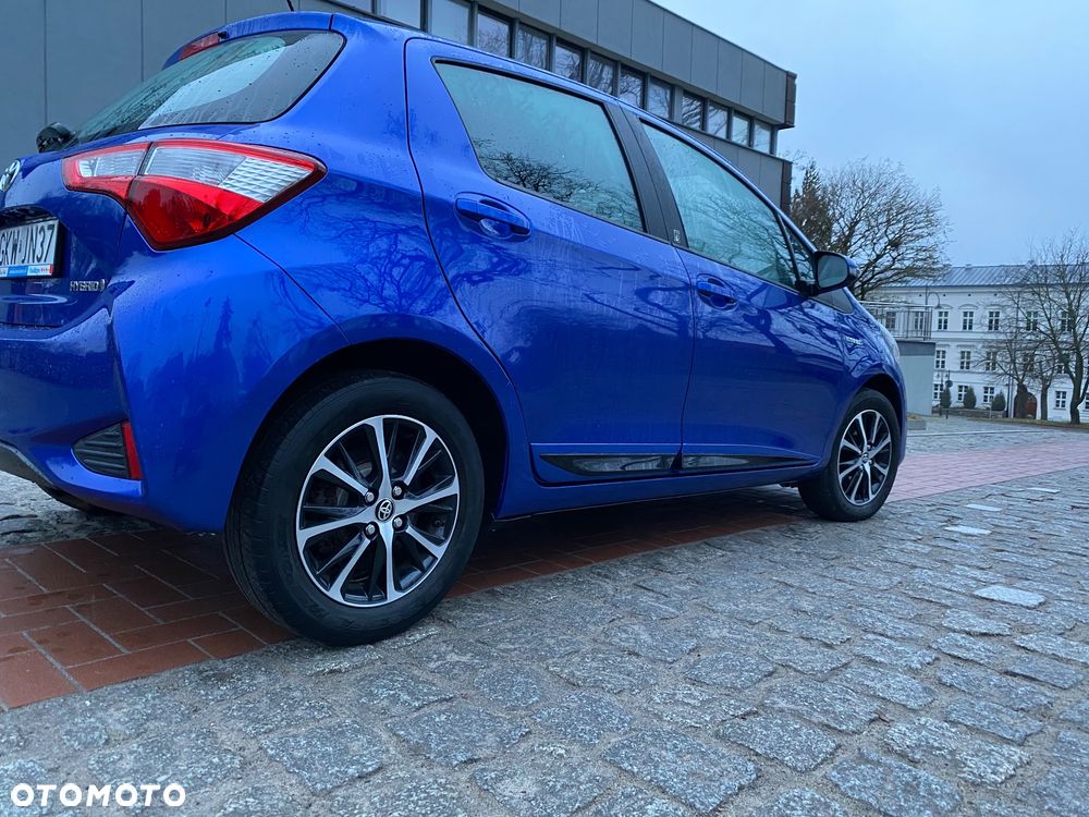 Toyota Yaris 1.5 VVT-i Team Deutschland - 5