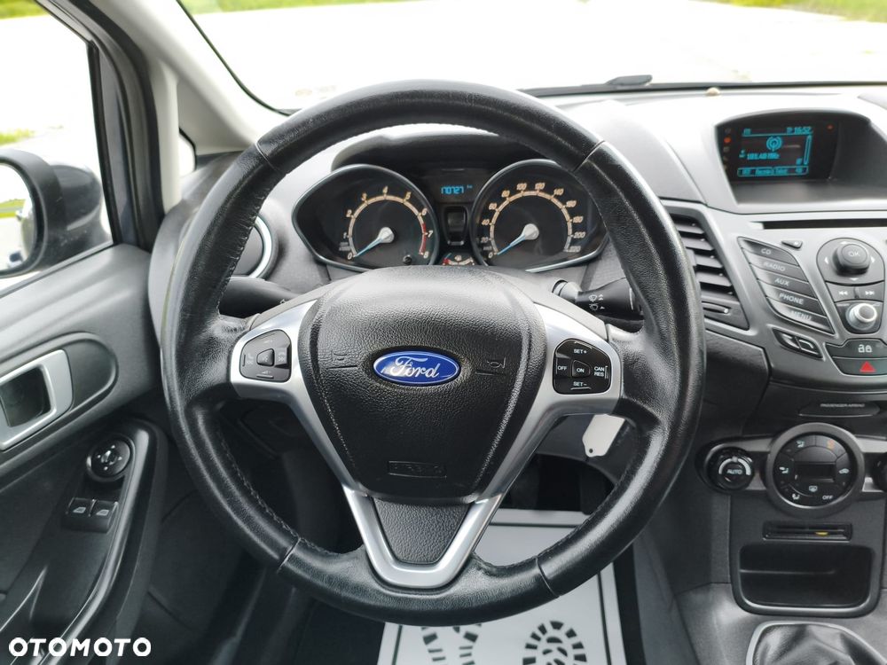 Ford Fiesta - 30