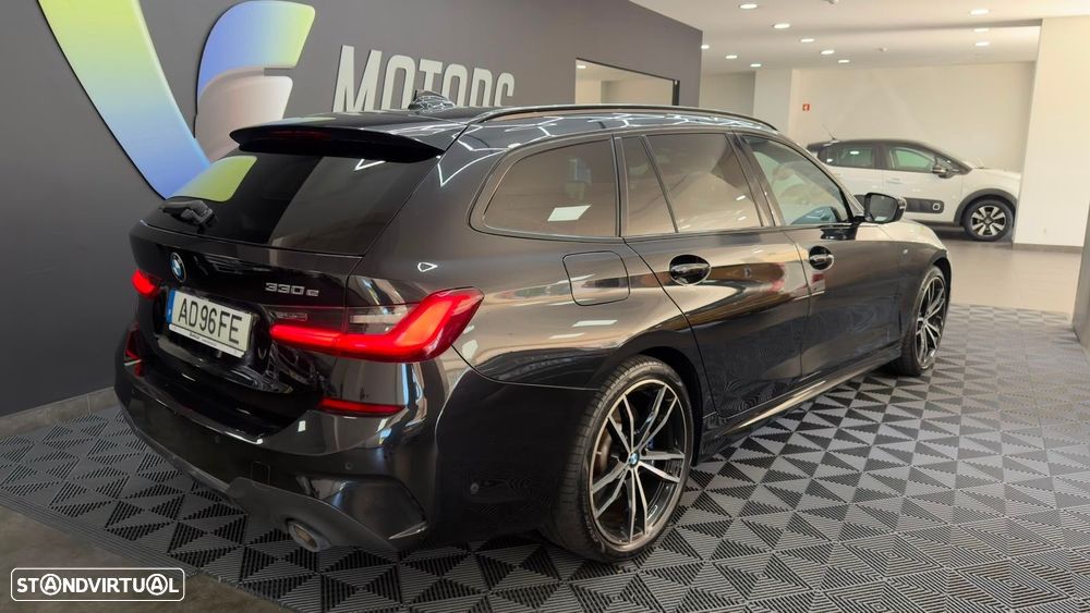 BMW 330 e Pack Desportivo M Pro Auto - 7