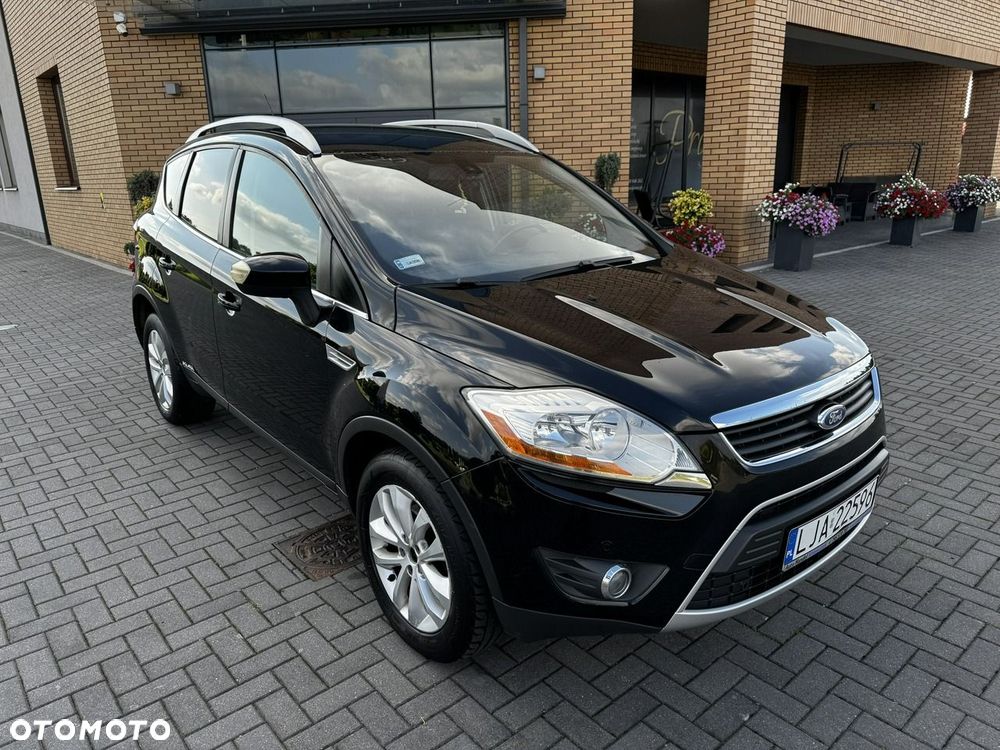 Ford Kuga 2.0 TDCi 2x4 Champions Edition - 26