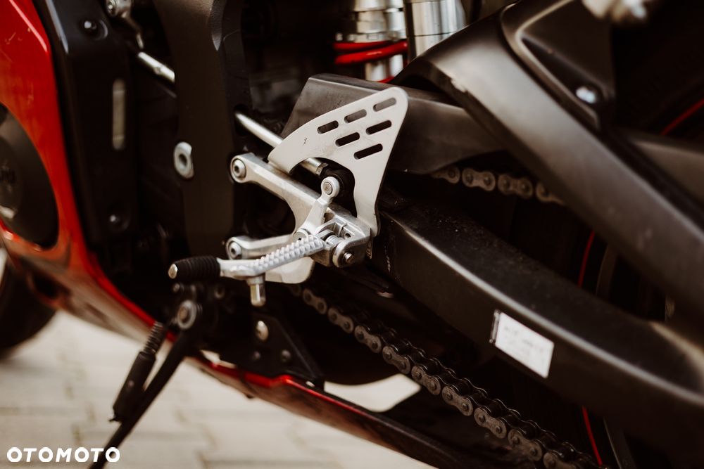 Yamaha R6 - 17