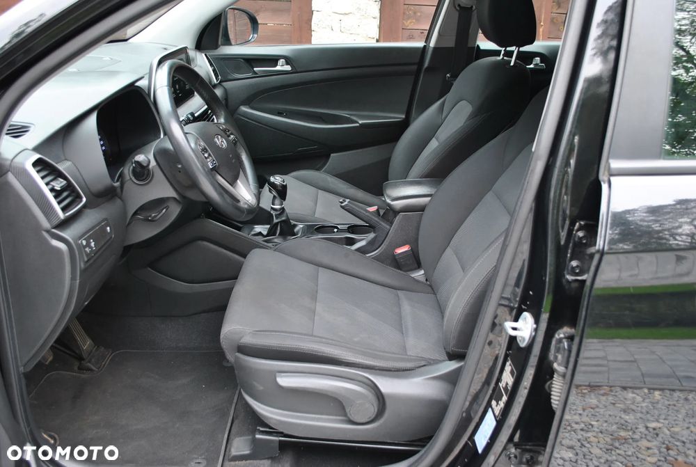Hyundai Tucson 1.6 GDI BlueDrive Comfort 2WD - 11