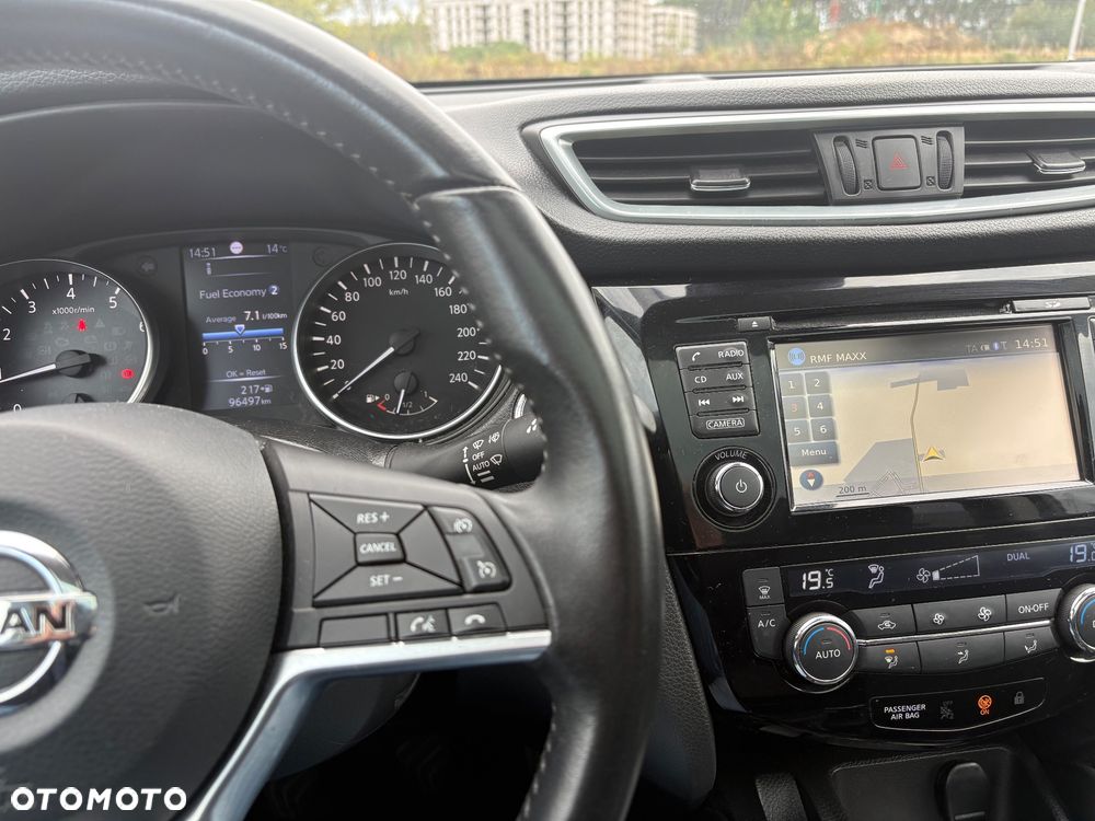 Nissan Qashqai 1.2 DIG-T N-Connecta - 8