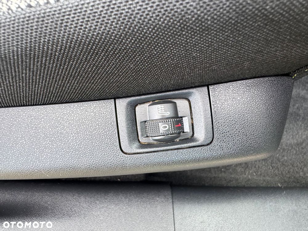 Citroën C3 Pure Tech 82 SHINE - 21