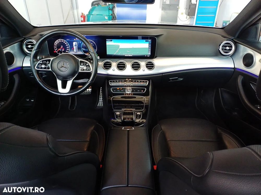 Mercedes-Benz E 220 d 4Matic T All-Terrain 9G-TRONIC Avantgarde - 24