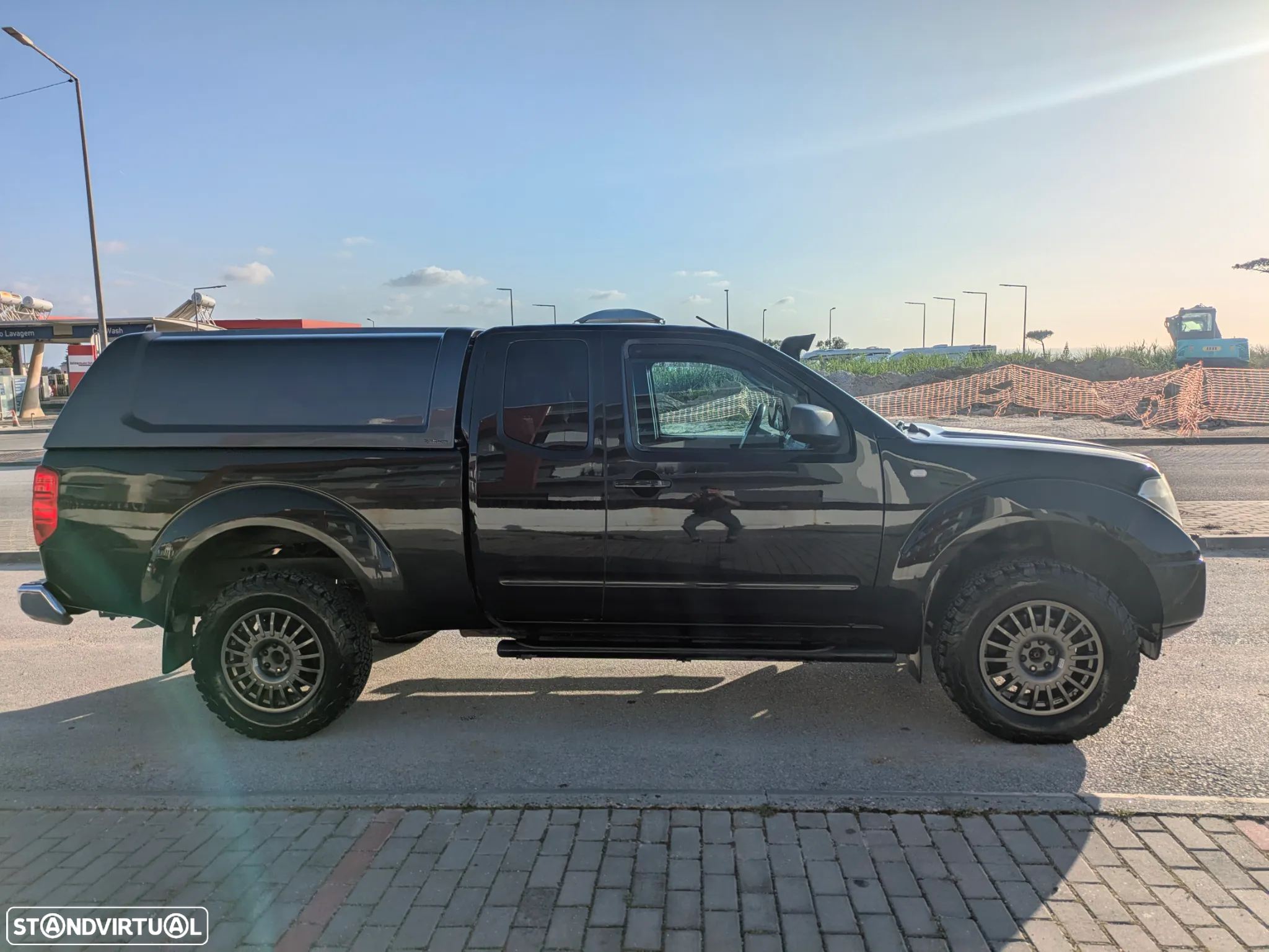 Nissan Navara 2.5 dCi KC SE+BDT - 15