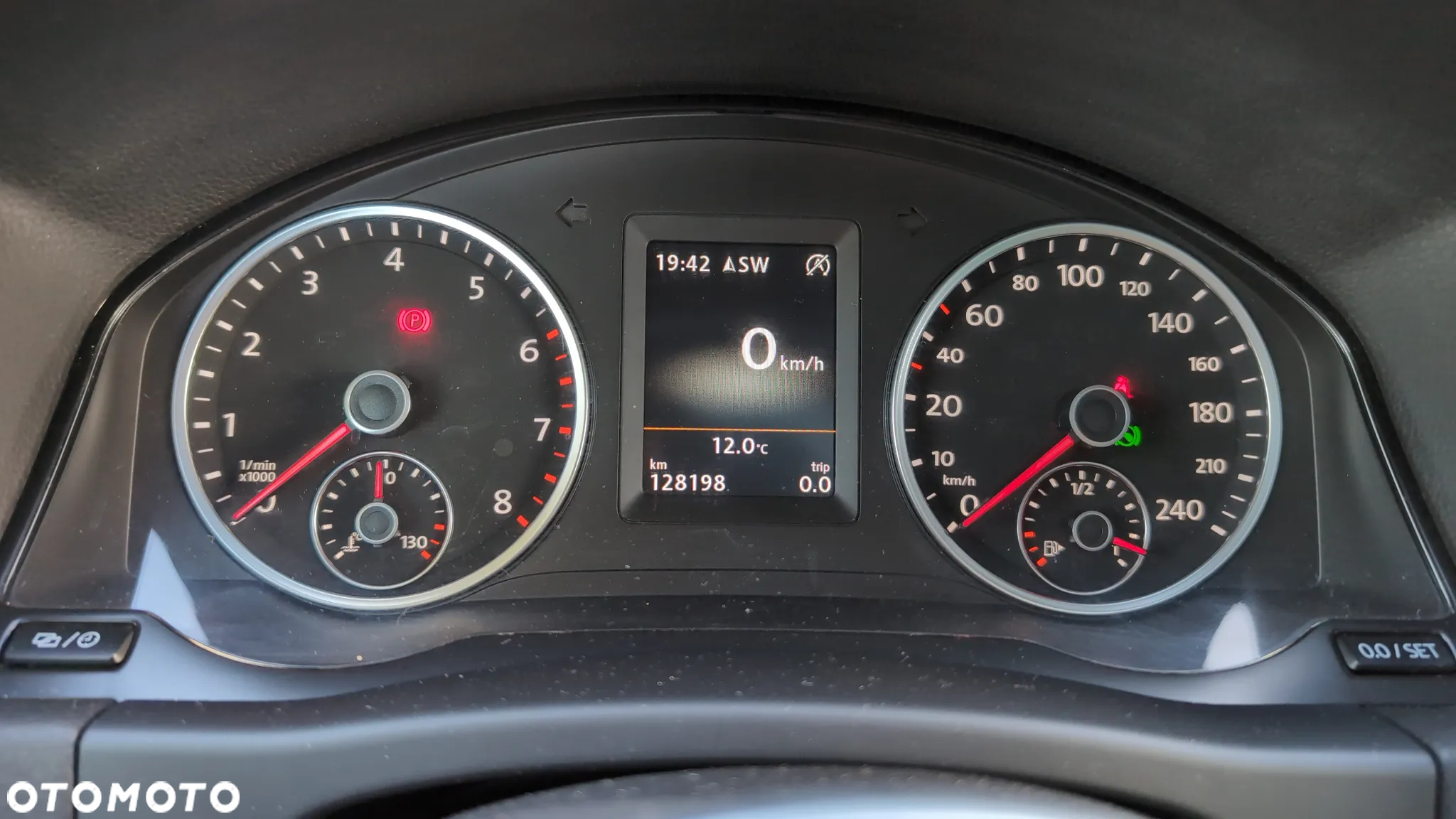 Volkswagen Tiguan 1.4 TSI Sport&Style DSG - 17
