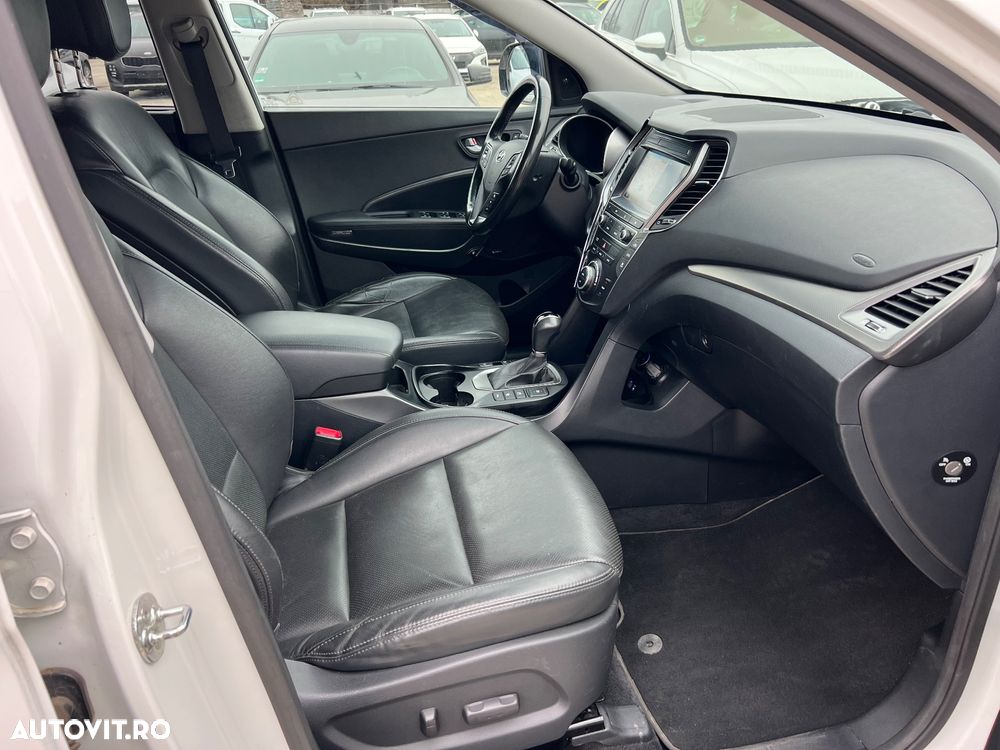 Hyundai Grand Santa Fe 2.2 CRDi ISG 4WD Aut. Exclusive - 37