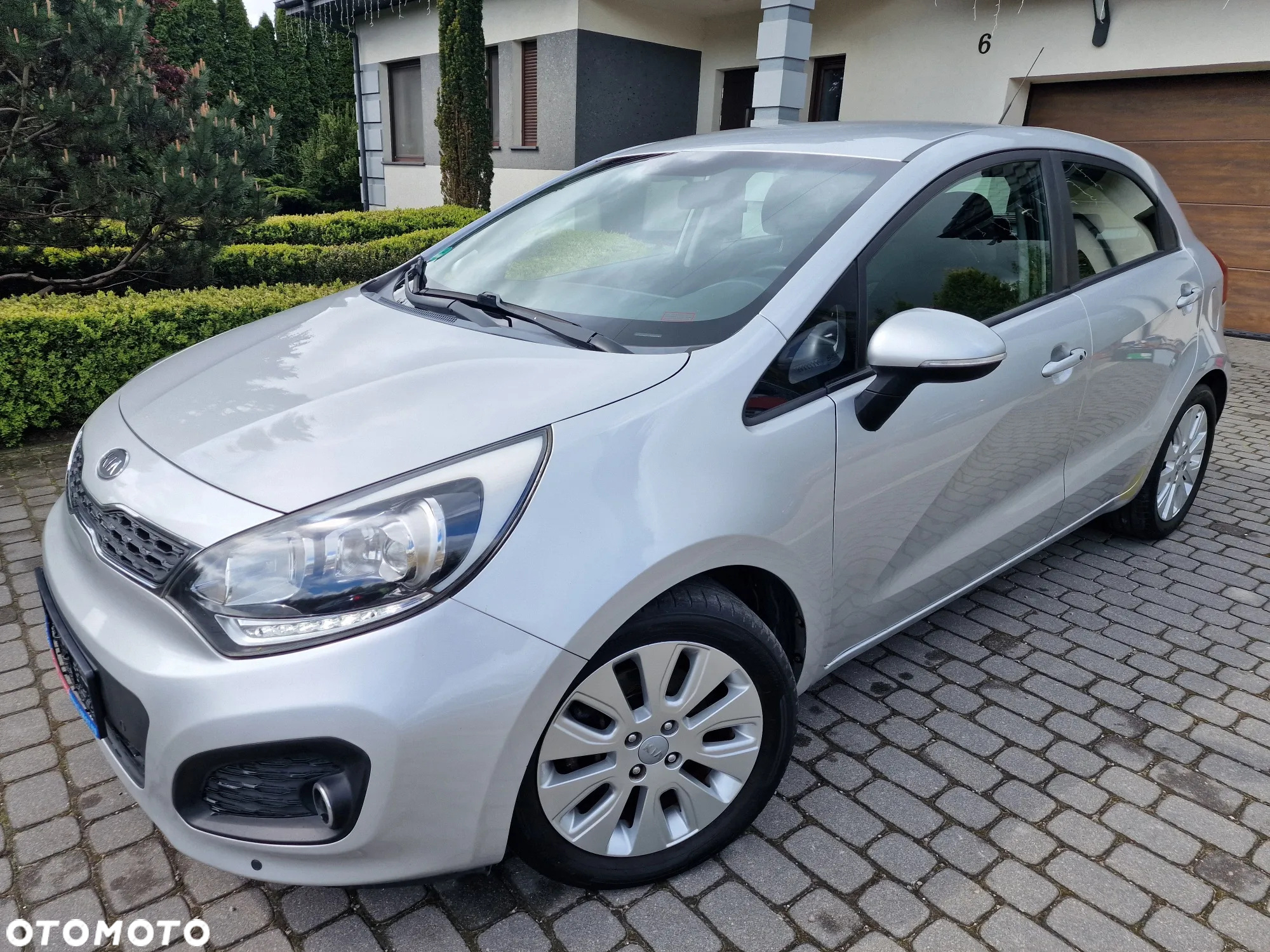 Kia Rio 1.4 CRDI Platinum Edition - 25