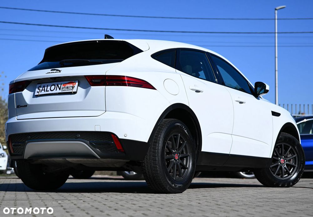 Jaguar E-Pace 2.0 D165 mHEV AWD R-Dynamic Black - 38