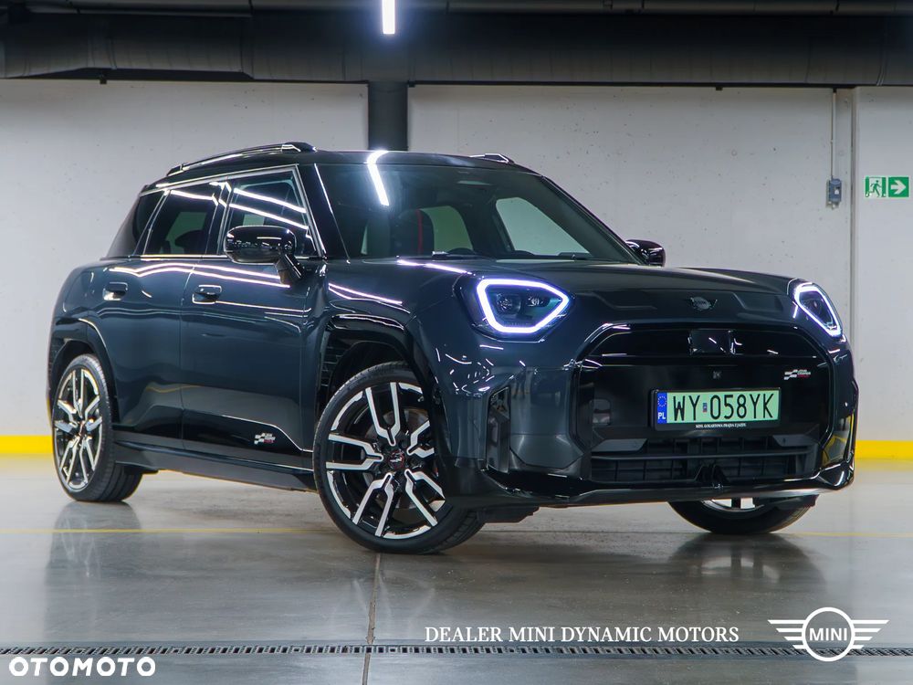 MINI Aceman SE John Cooper Works Trim - 3