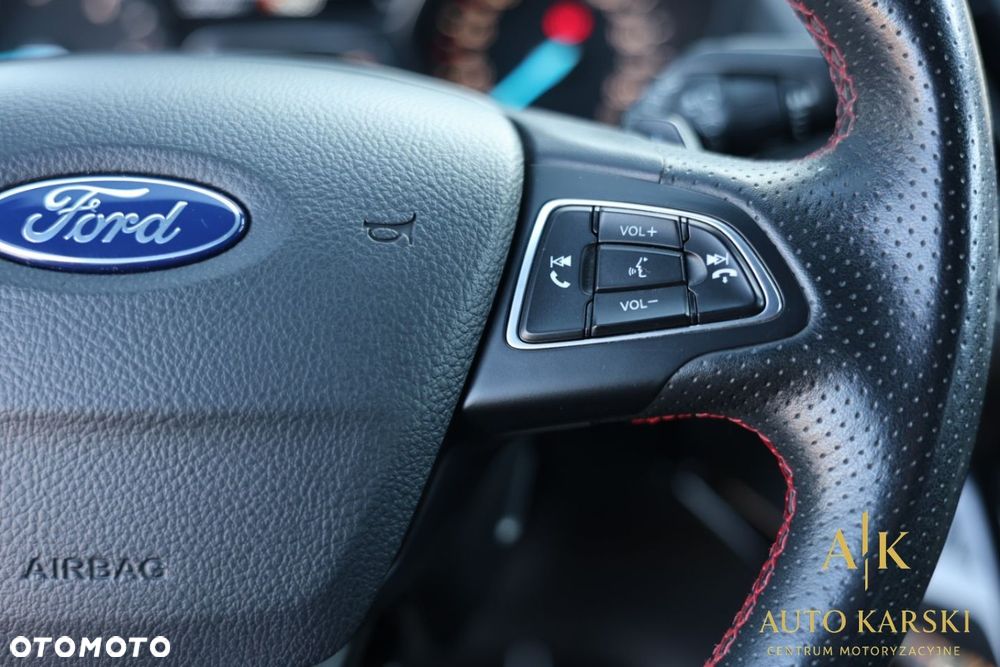 Ford Kuga - 11