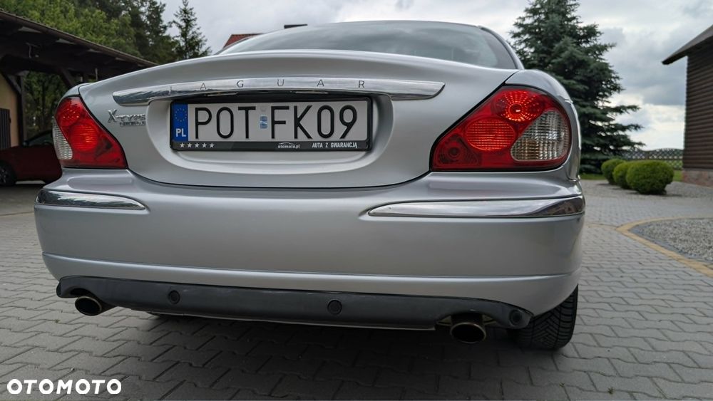 Jaguar X-Type - 4