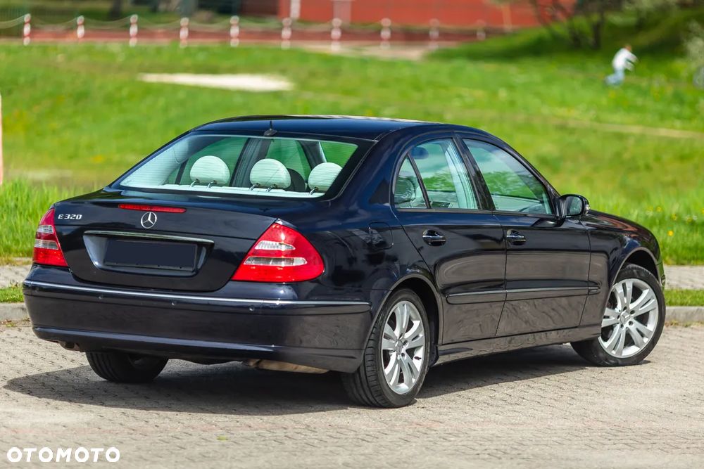 Mercedes-Benz Klasa E 320 Avantgarde - 5