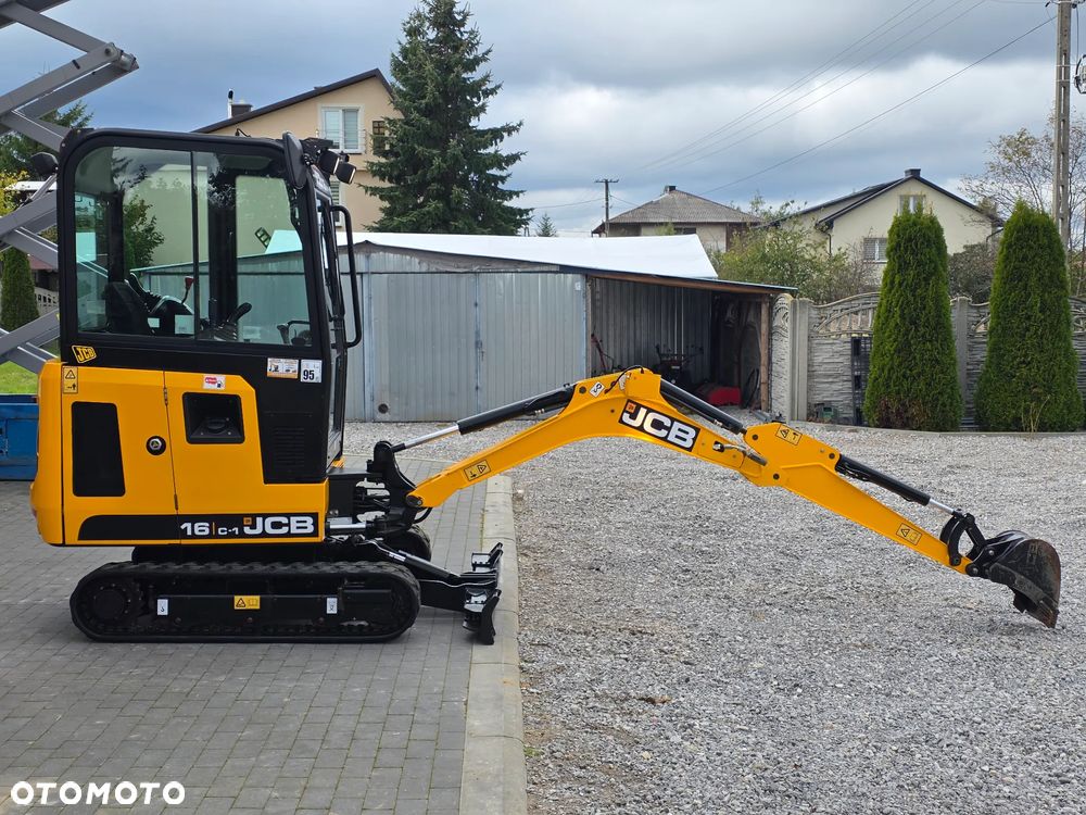 JCB JCB 16 C ful opcja najbogatsza jak nowa mini koparka sprowadzona 1 wł 8018 okazja 19 - 23
