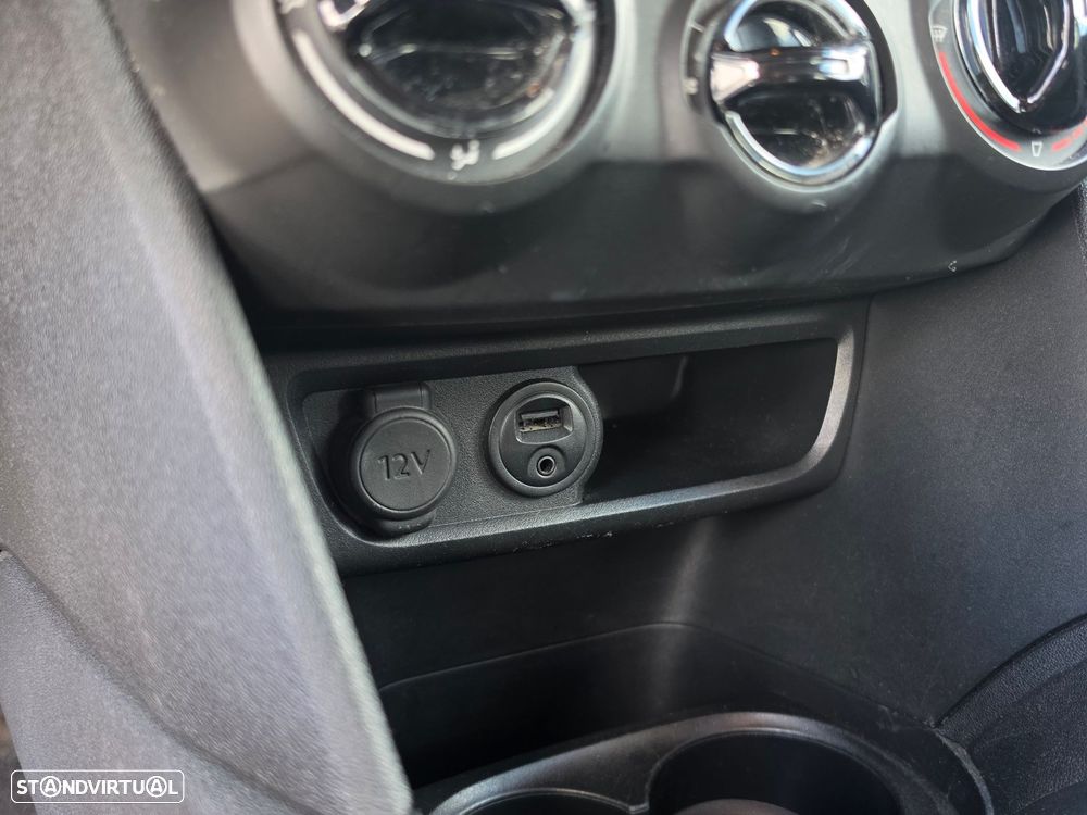 Peugeot 208 1.2 PureTech Style - 17