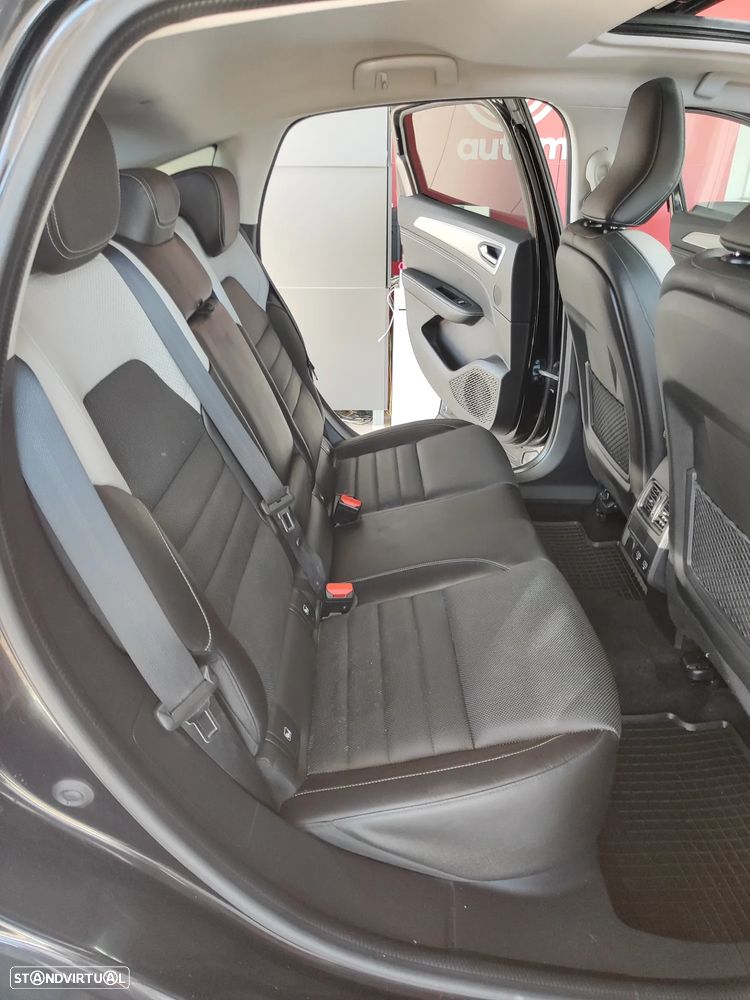 Renault Arkana 1.3 TCe Techno EDC - 17