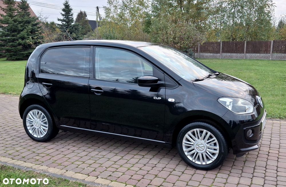 Volkswagen up! BlueMotion Technology cup - 3