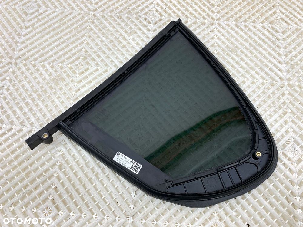 SZYBA PRAWY TYŁ TRÓJKĄTNA  BMW 5 (G30, F90) 2016 - 2022 M5 Competition 460 kW [625 KM] benzyna - 2