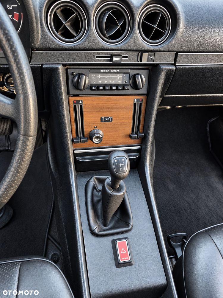 Mercedes-Benz SL - 14