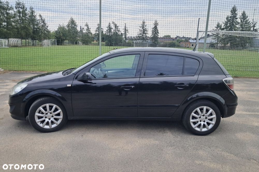 Opel Astra 1.4 - 4