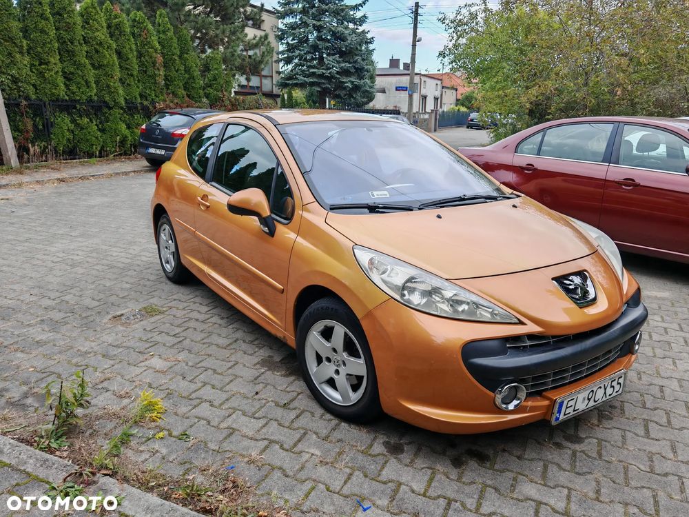 Peugeot 207 1.4 16V Trendy - 2