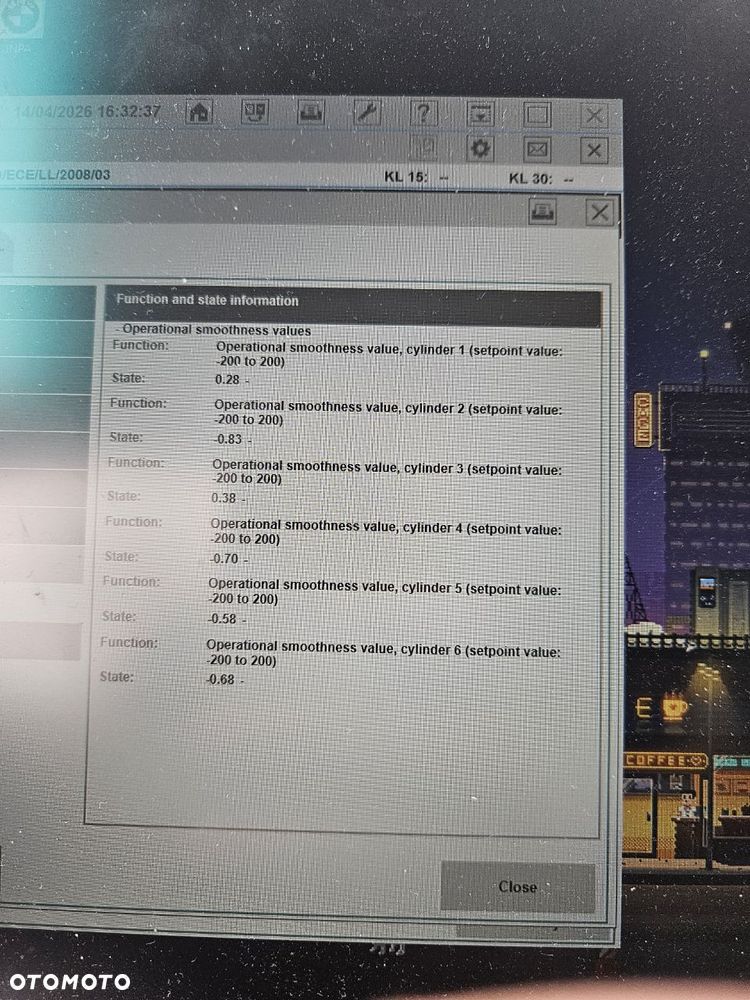 BMW Seria 5 523i - 23