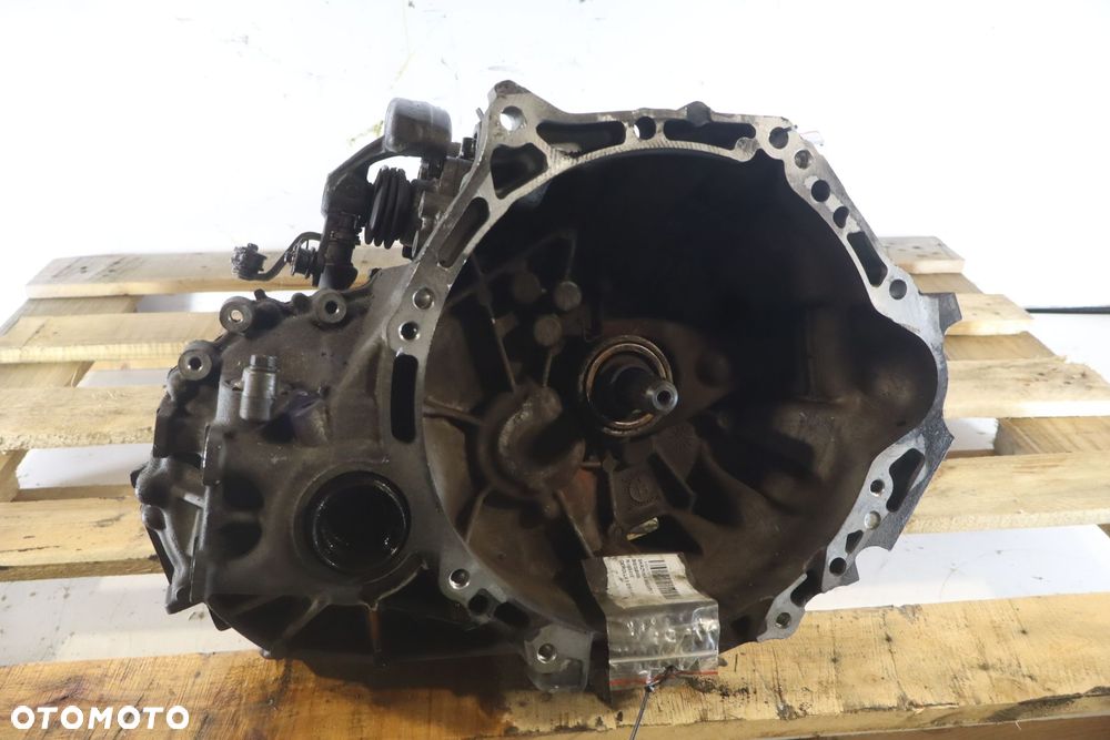 SKRZYNIA BIEGÓW 5 BIEGOWA TOYOTA COROLLA X E15 1.4D4D 31115-0202 - 1
