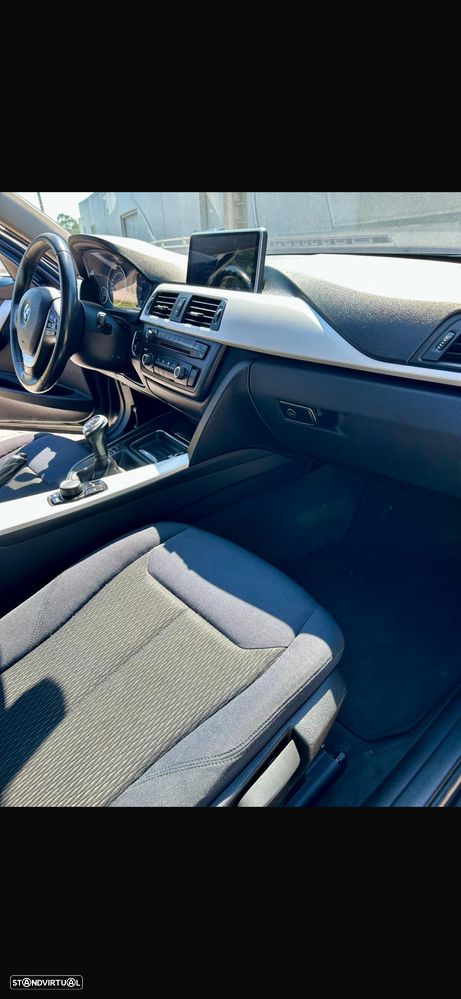 BMW 320 d Line Sport - 7