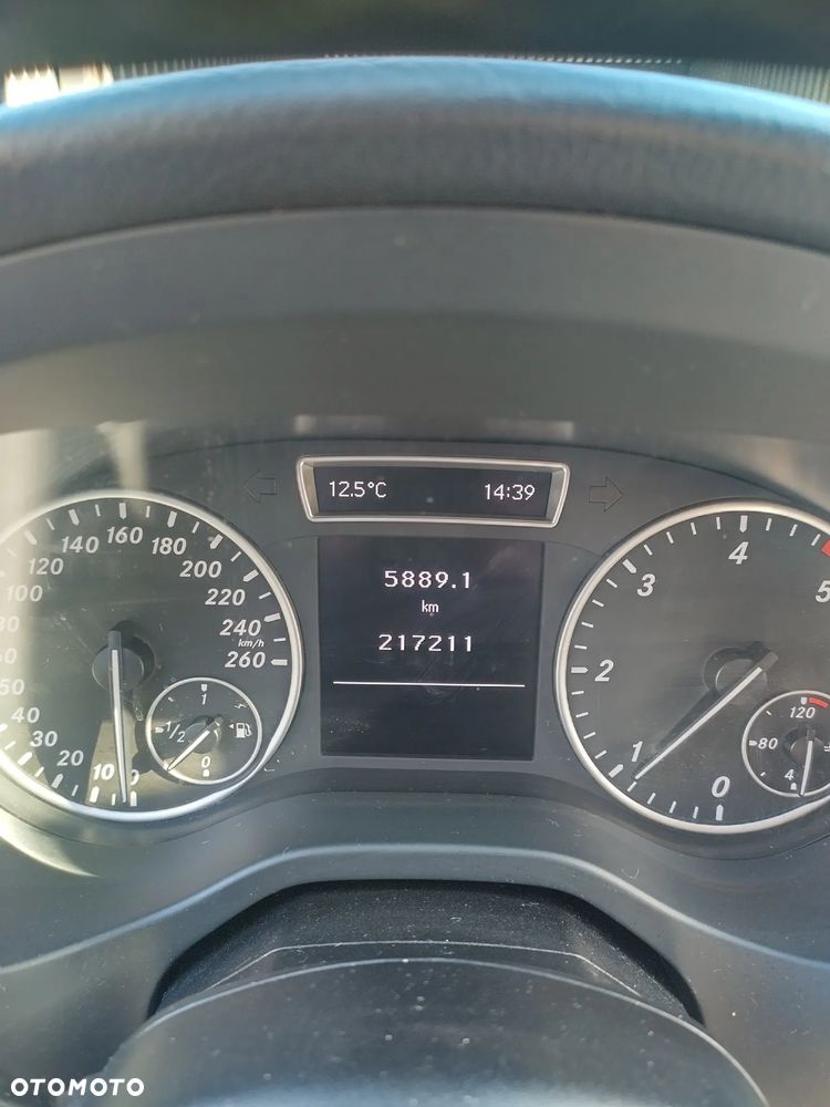 Mercedes-Benz Klasa A 180 CDI AMG Line - 7