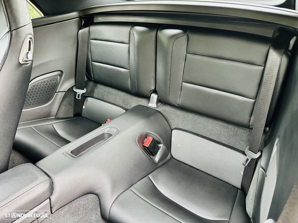 Porsche 911 Série F - 22